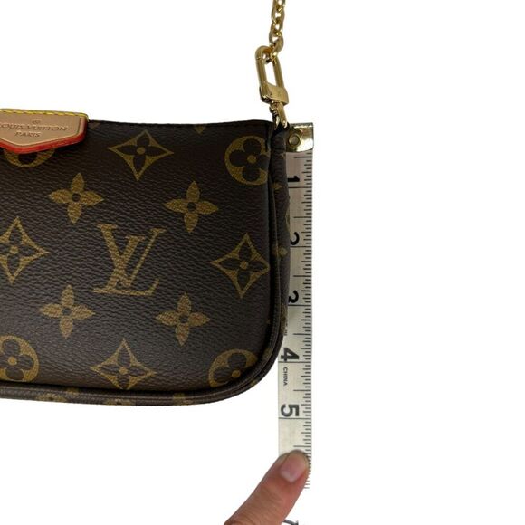 LOUIS VUITTON Mini Pochette Brown Monogram Coated Canvas Bag Purse Wristlet - Picture 8 of 12
